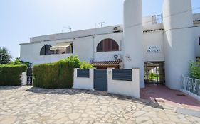 Casas Blancas Parque Montroig